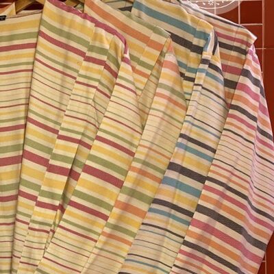 حوله تنپوش راه راه نخی